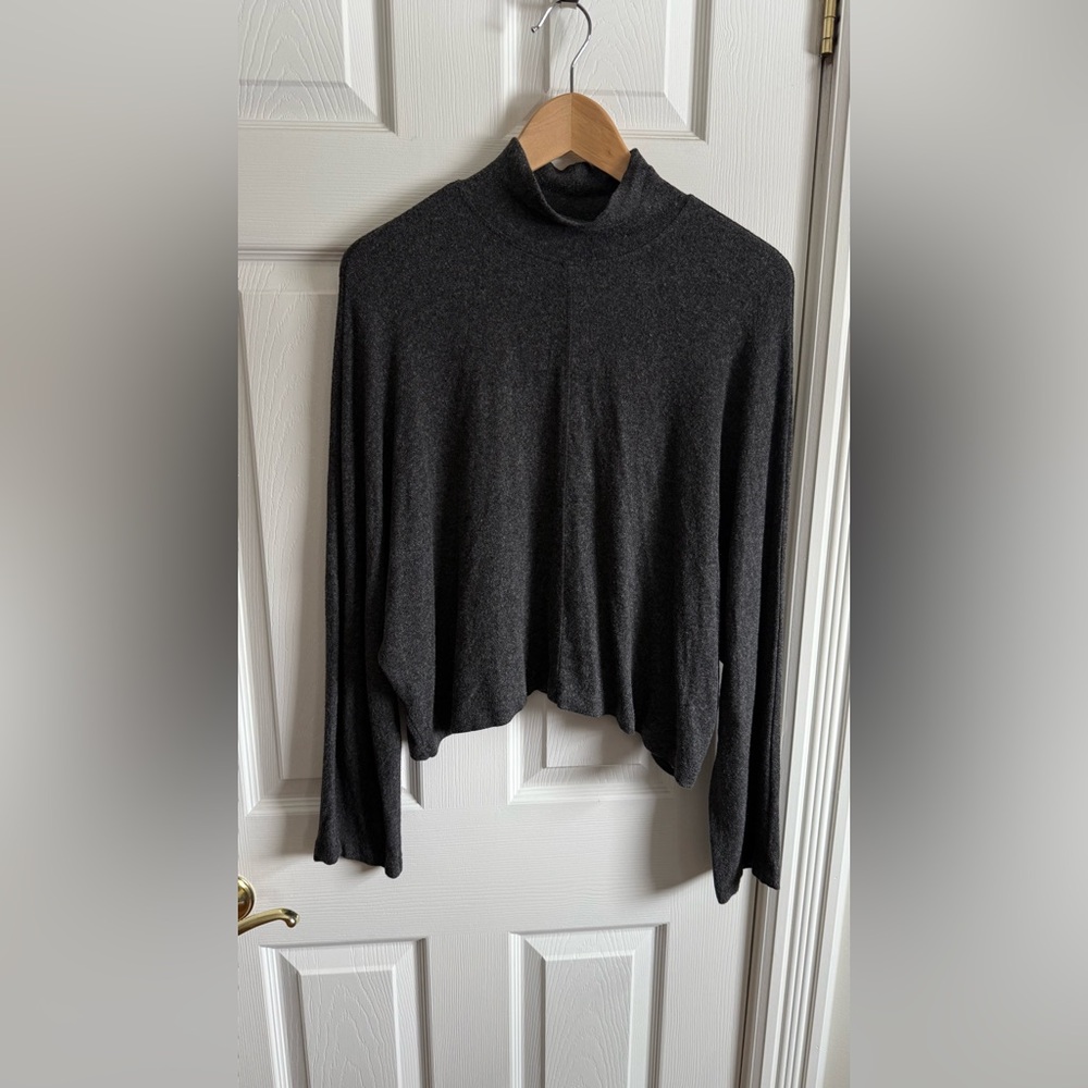 Velvet brand top